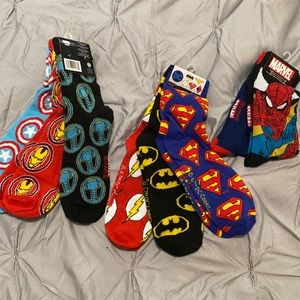 NWT lot of DC/Marvel Mens Superhero Socks!